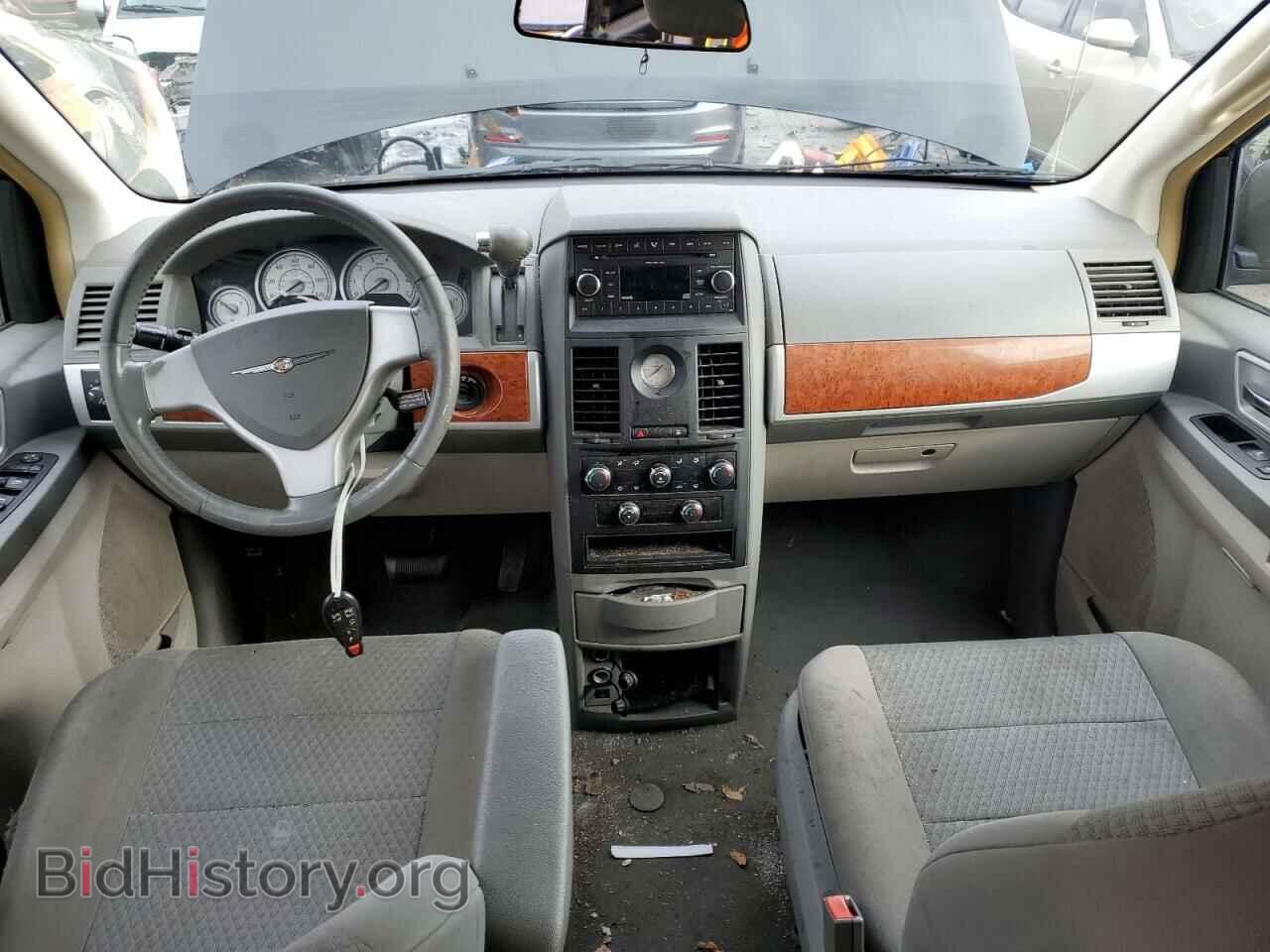 2008 CHRYSLER MINIVAN - VIN: 2A8HR54P88R740158 - Фото 8