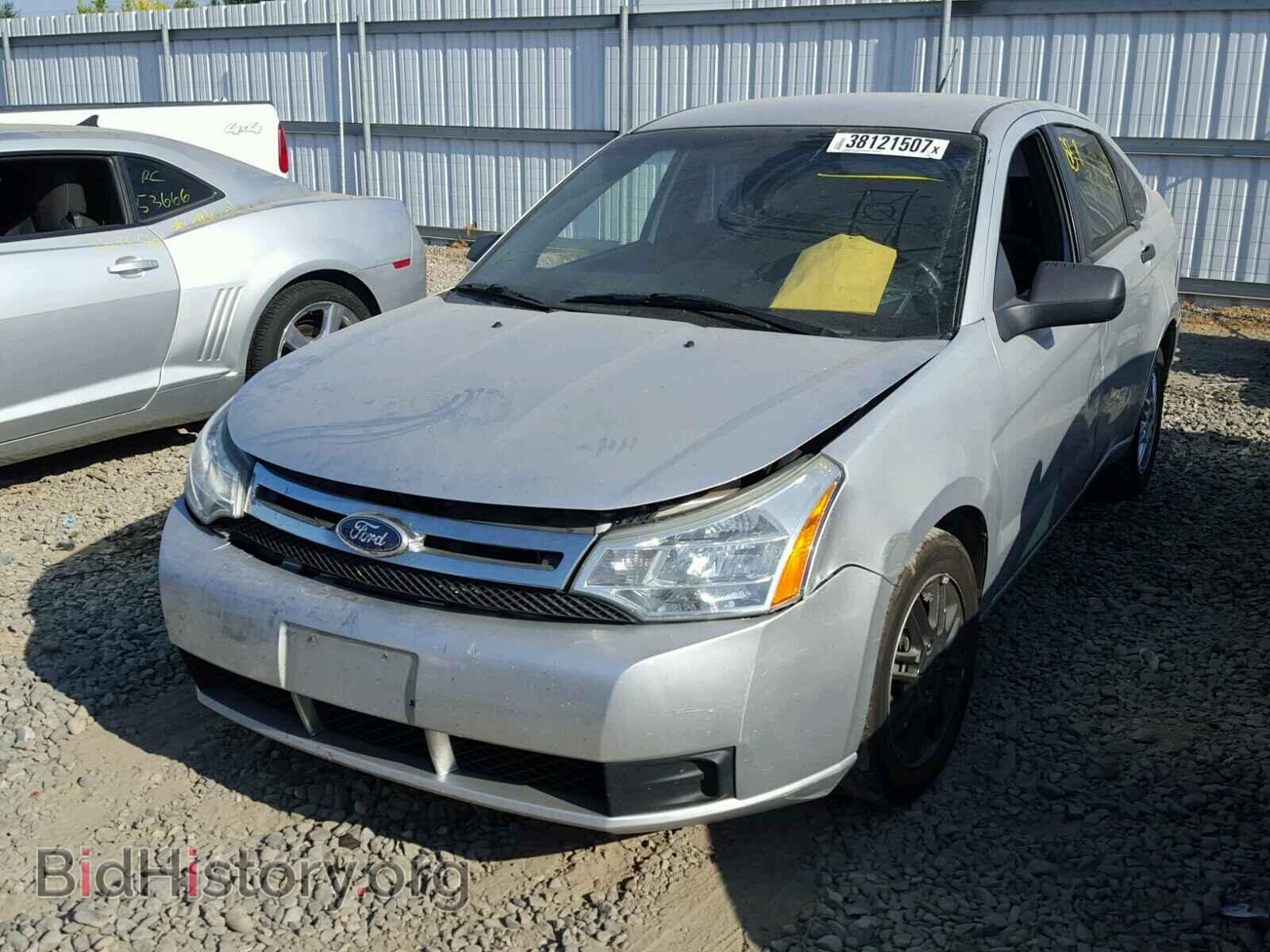 2011 FORD FOCUS - VIN: 1FAHP3FN0BW150165 - Фото 2