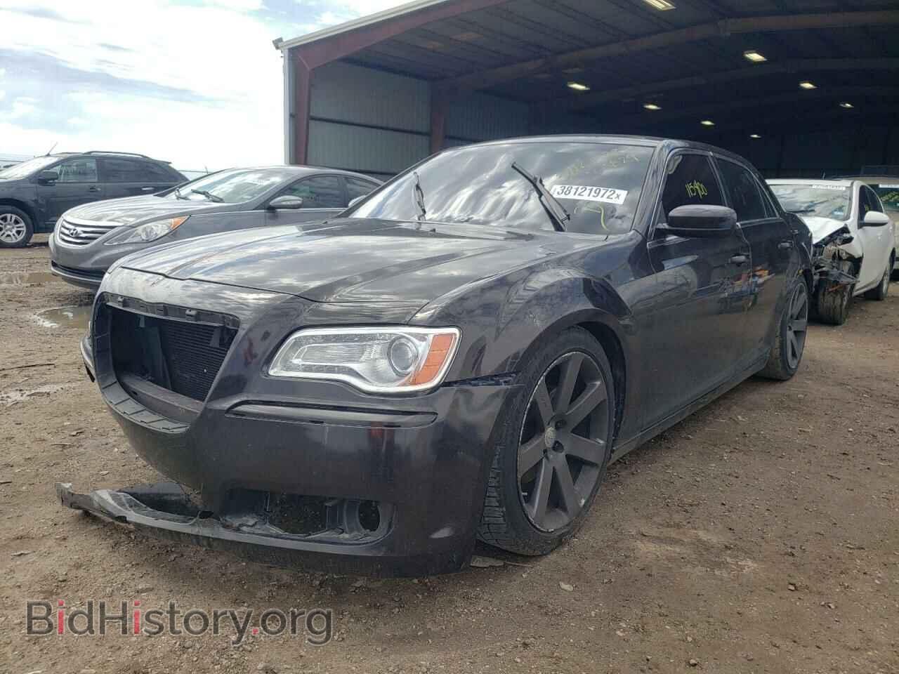 2013 CHRYSLER 300 - VIN: 2C3CCAAG2DH565829 - Фото 2