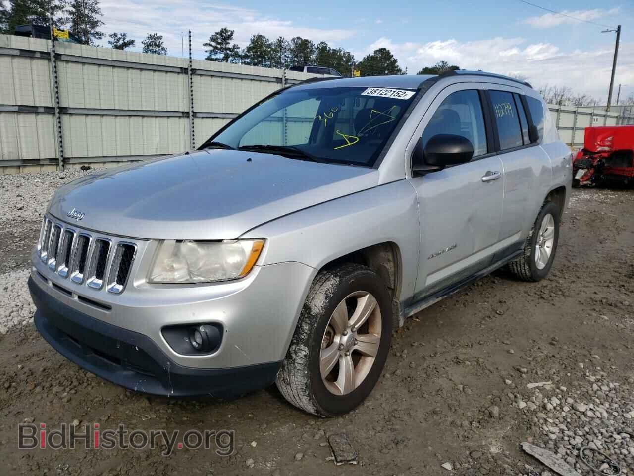2011 JEEP COMPASS - VIN: 1J4NT1FA0BD236656 - Фото 2