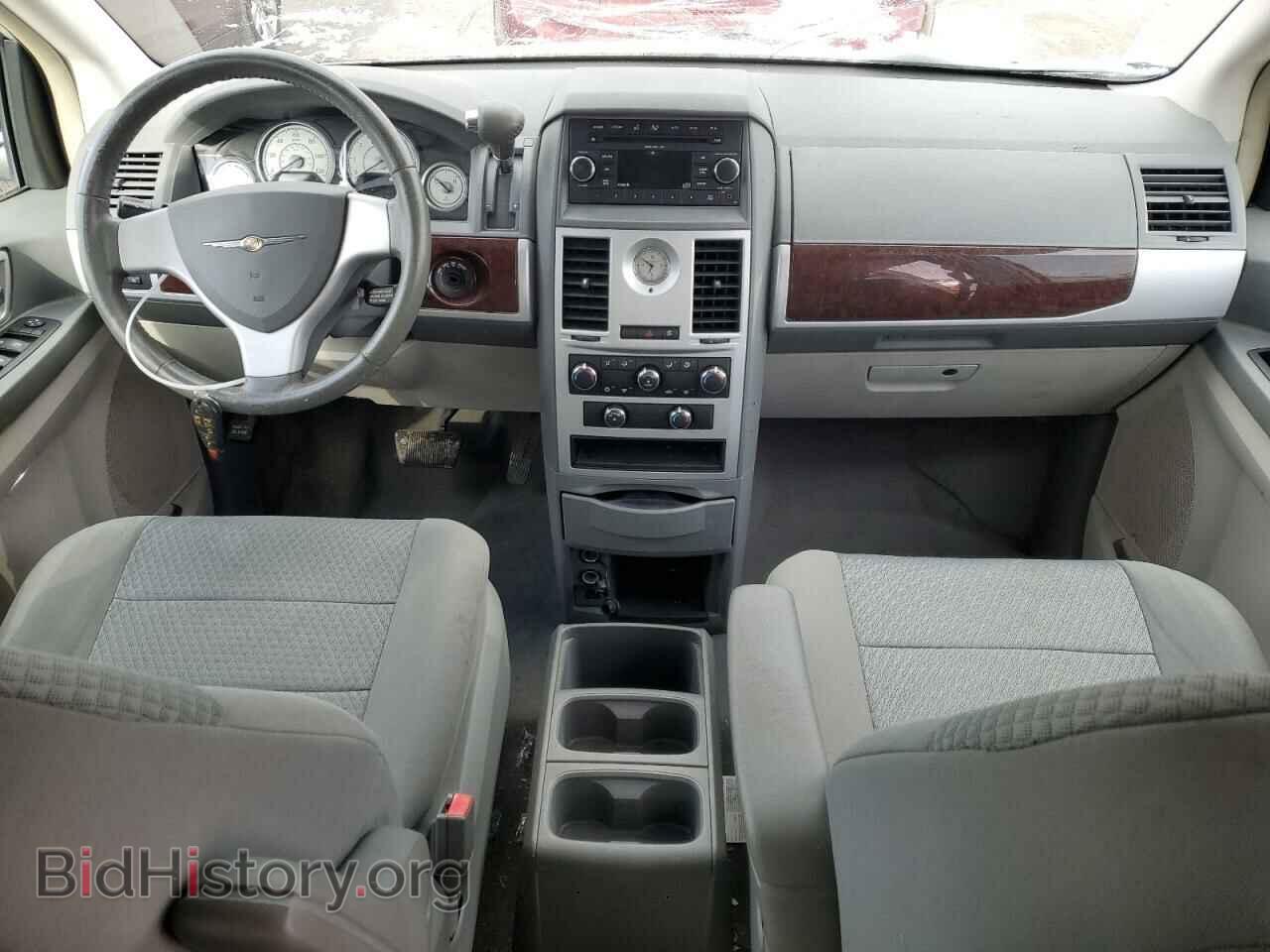 2010 CHRYSLER MINIVAN - VIN: 2A4RR5D17AR103303 - Фото 8