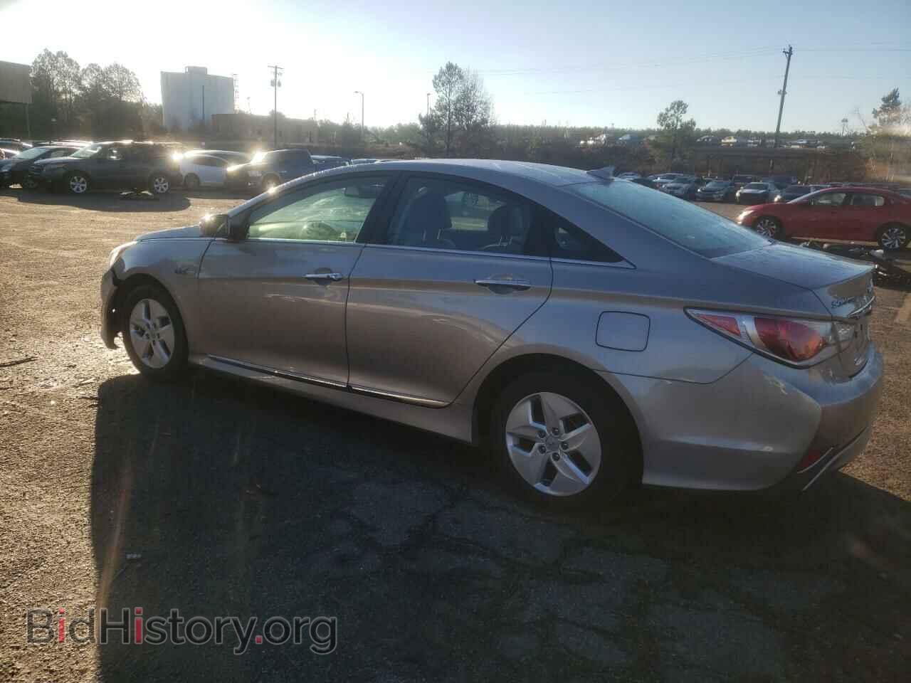 2012 HYUNDAI SONATA - VIN: KMHEC4A49CA037550 - Фото 2