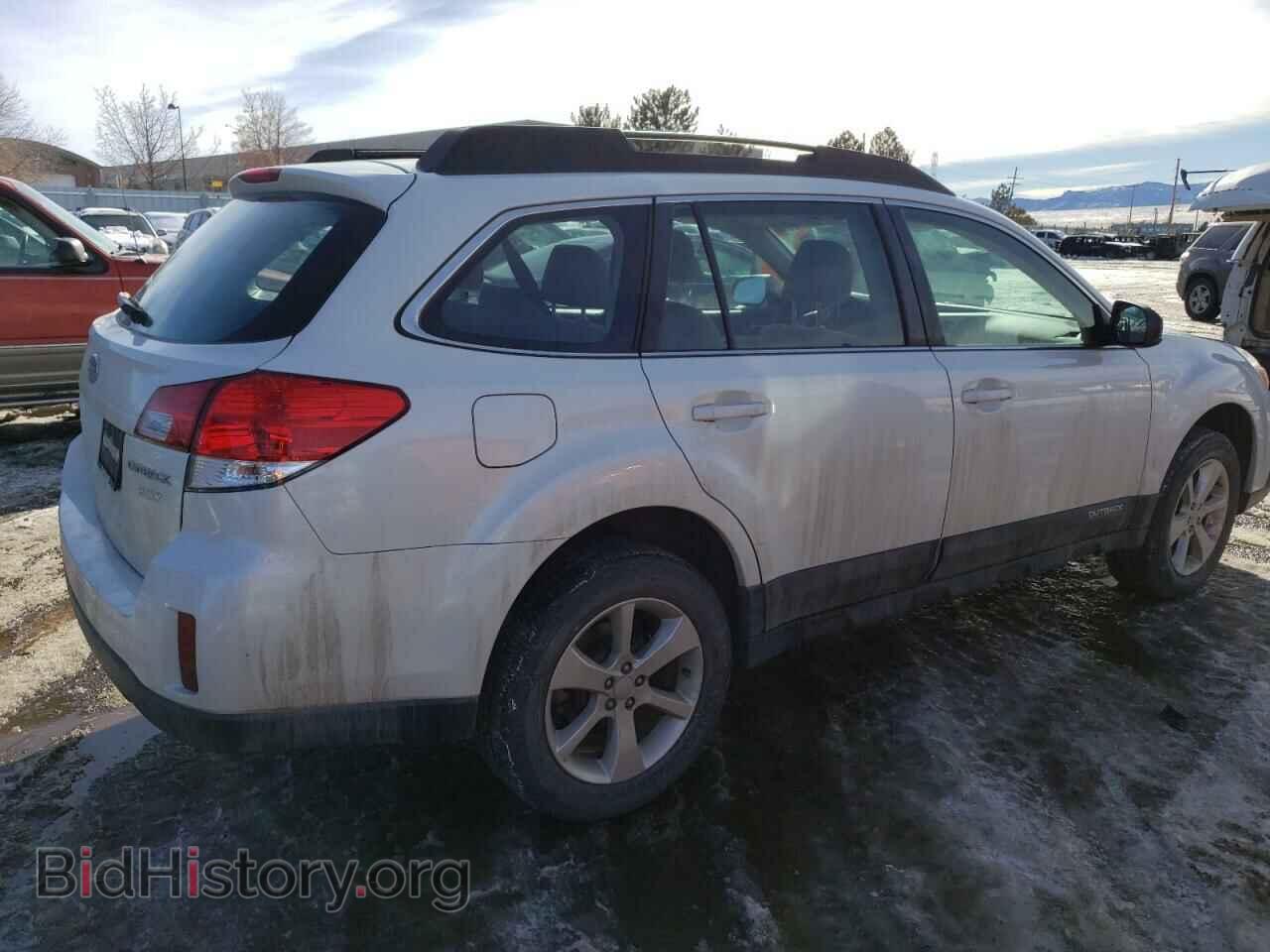 2014 SUBARU OUTBACK - VIN: 4S4BRBAC4E3200576 - Фото 3