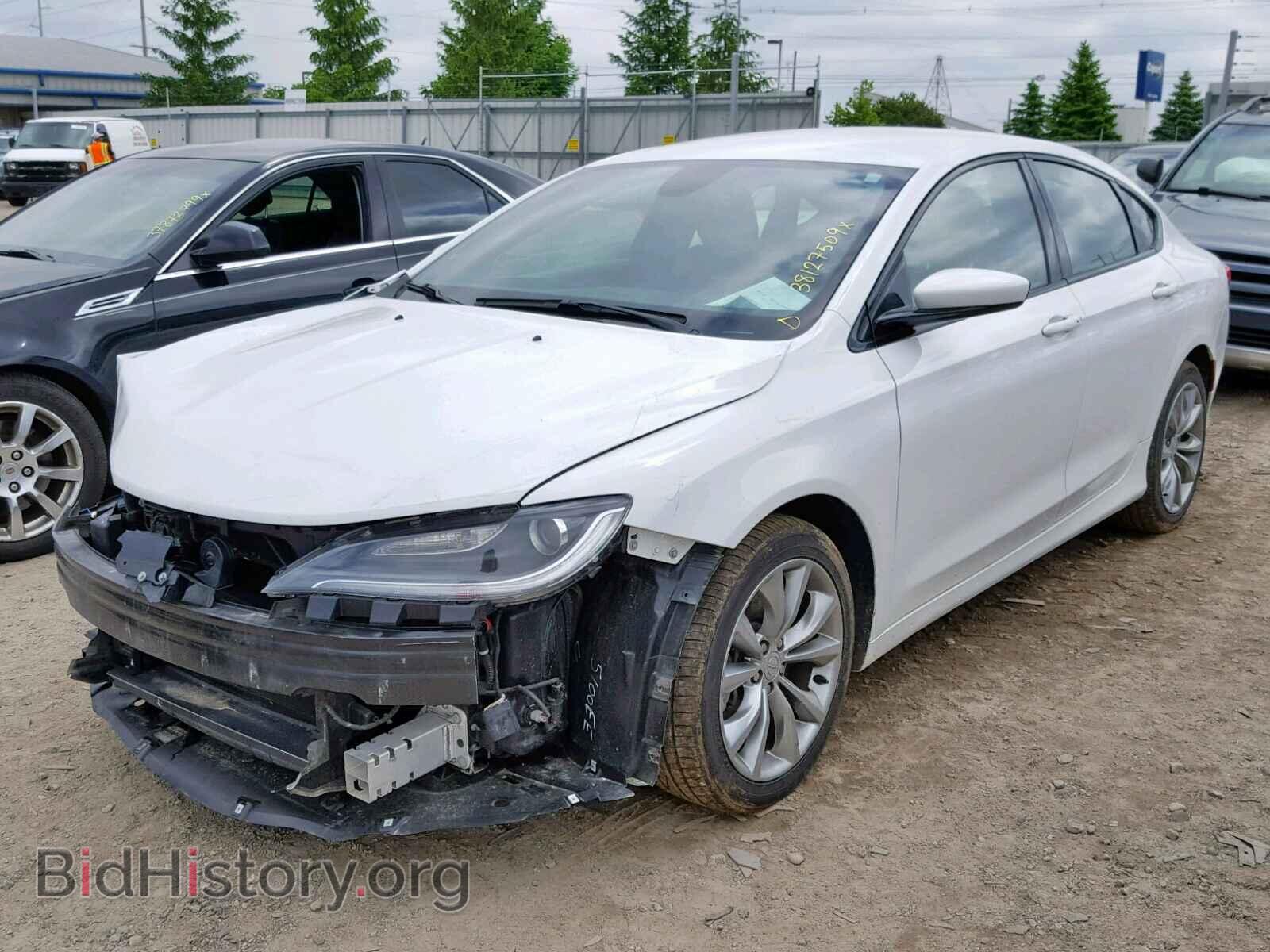 2016 CHRYSLER 200 - VIN: 1C3CCCBG0GN100357 - Фото 2