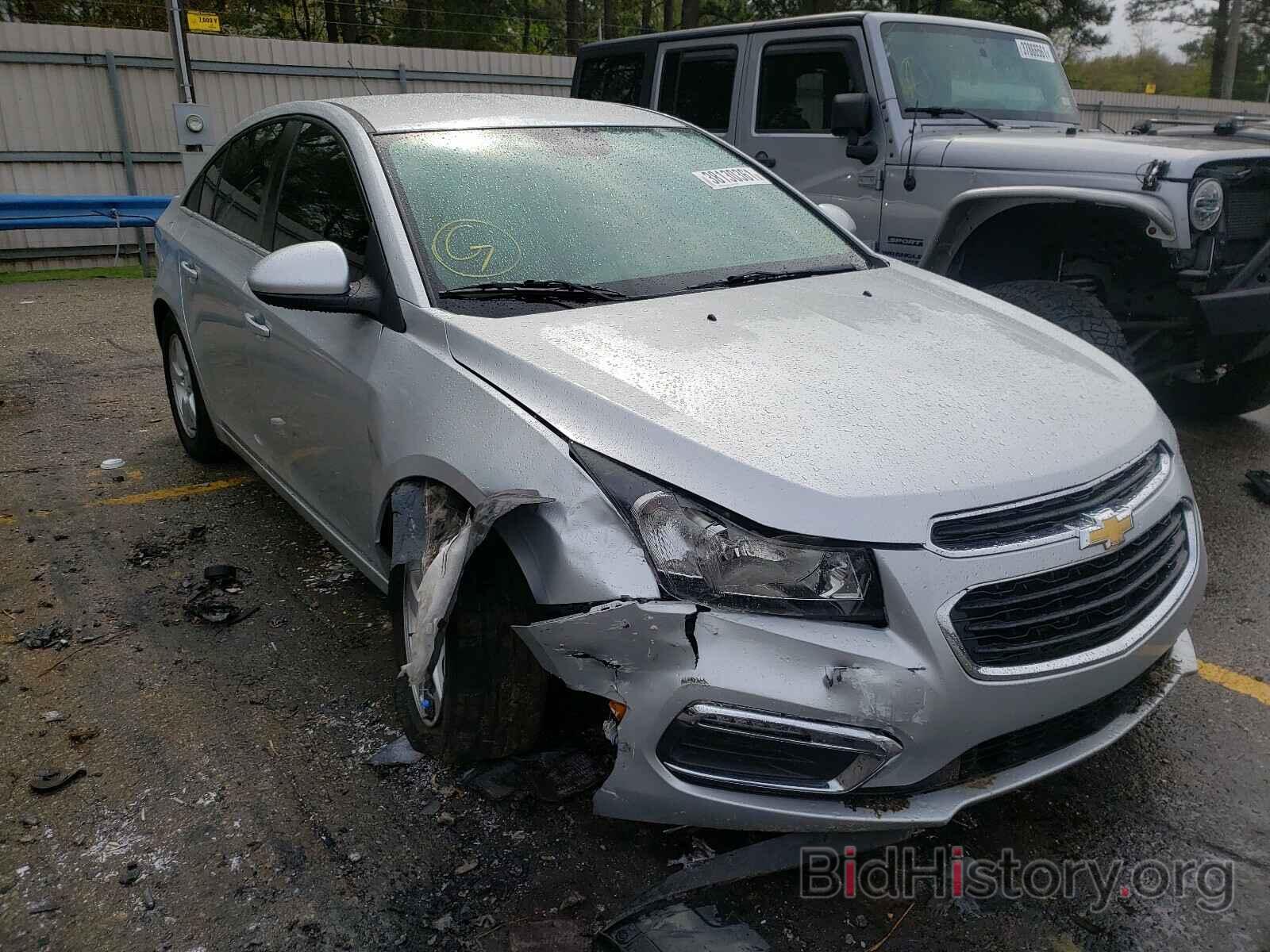 Photo 1G1PE5SB2G7134336 - CHEVROLET CRUZE 2016