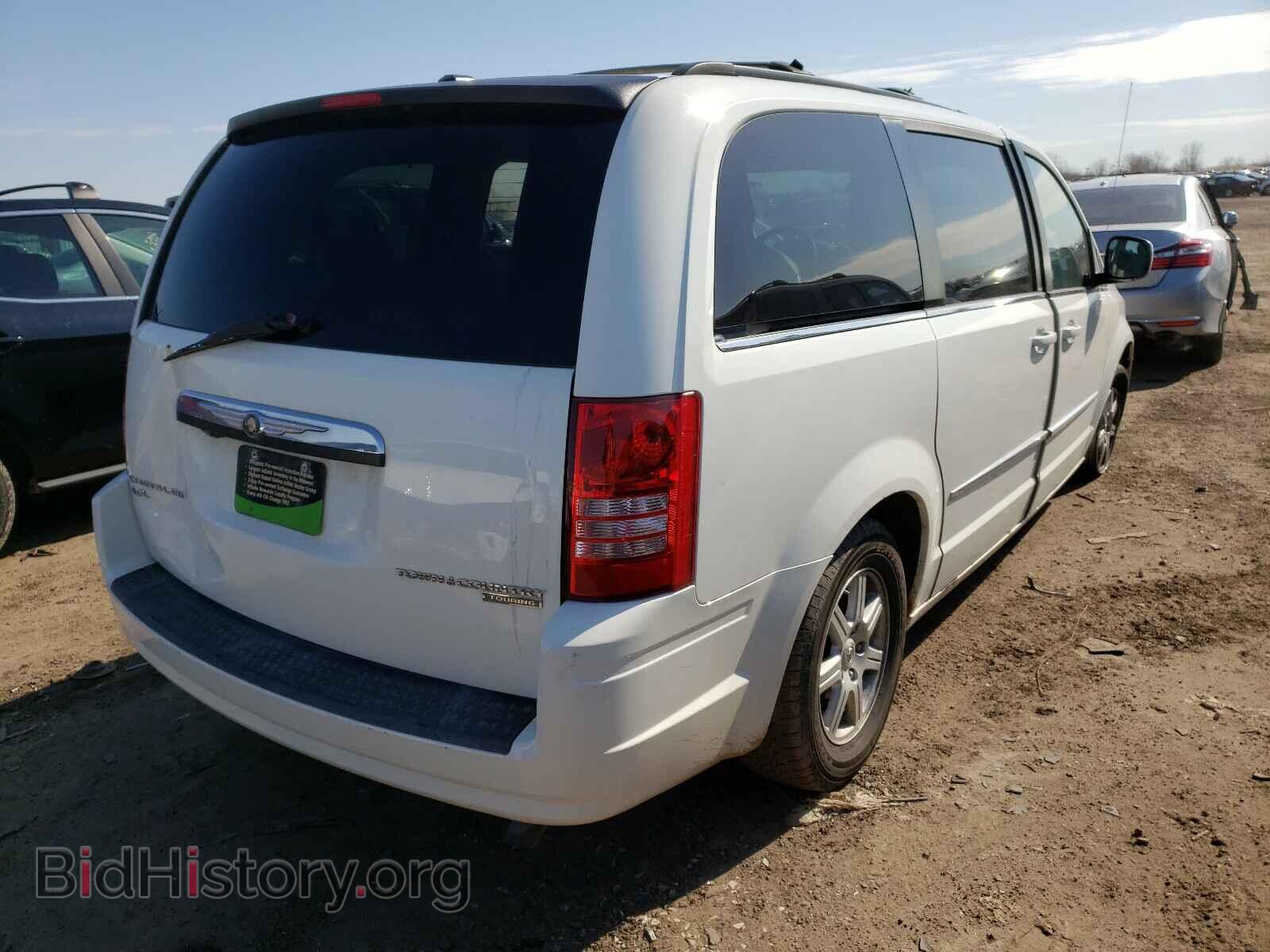 2010 CHRYSLER MINIVAN - VIN: 2A4RR5DX5AR149913 - Фото 4
