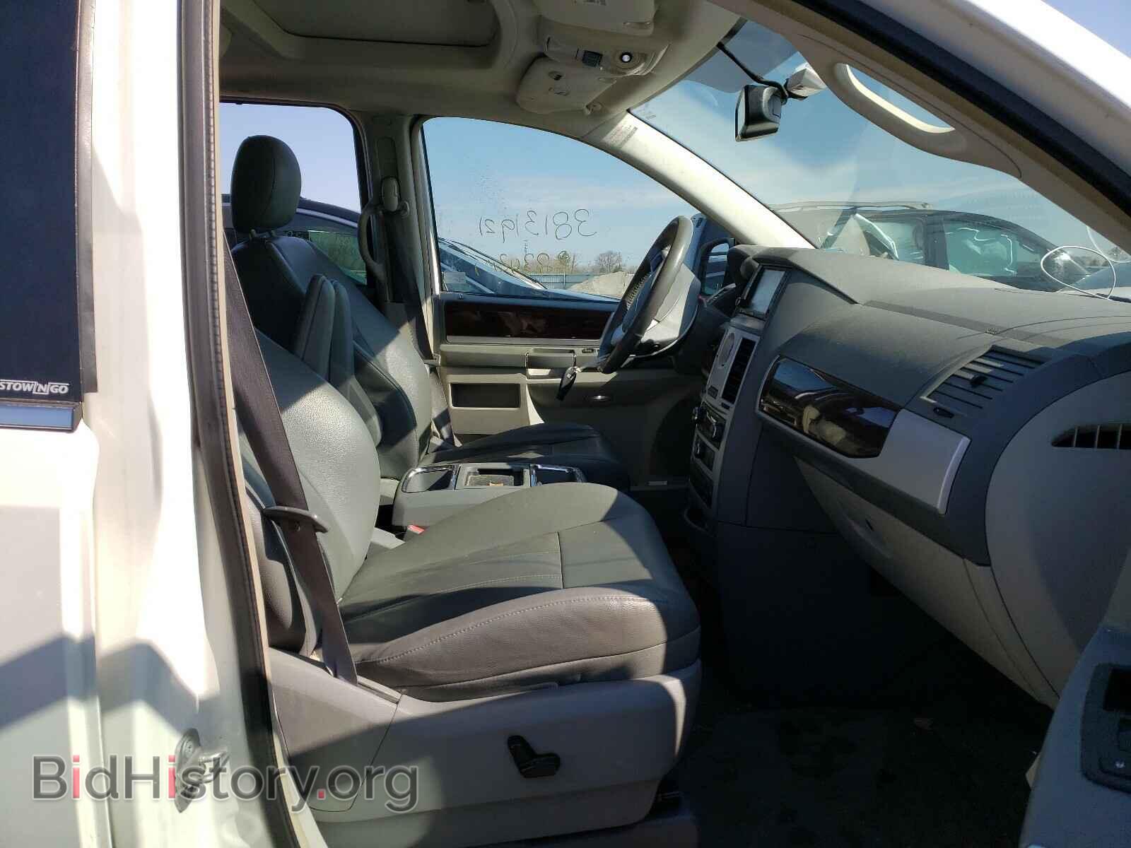 2010 CHRYSLER MINIVAN - VIN: 2A4RR5DX5AR149913 - Фото 5