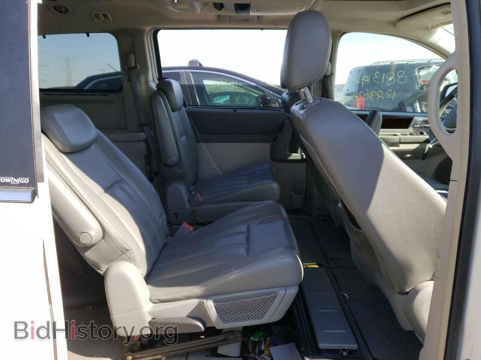 2010 CHRYSLER MINIVAN - VIN: 2A4RR5DX5AR149913 - Фото 6