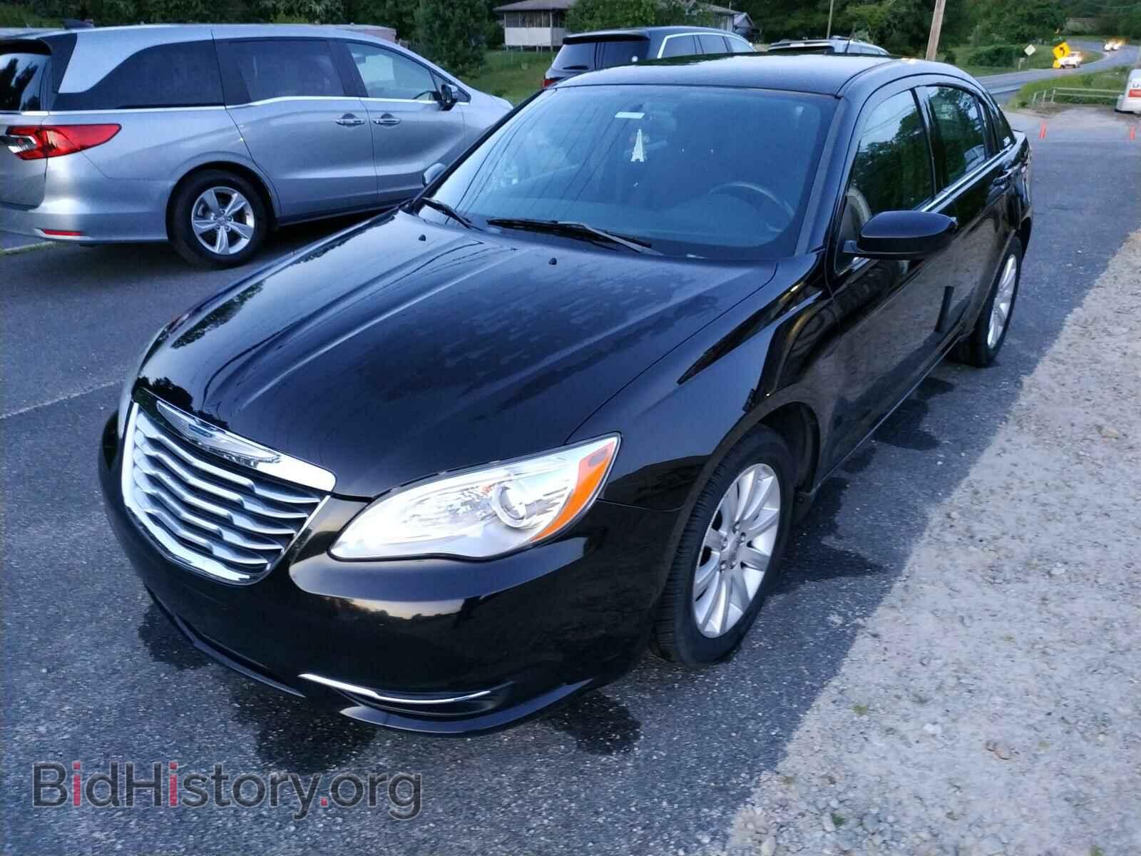 2014 CHRYSLER 200 - VIN: 1C3CCBBB4EN137861 - Фото 2