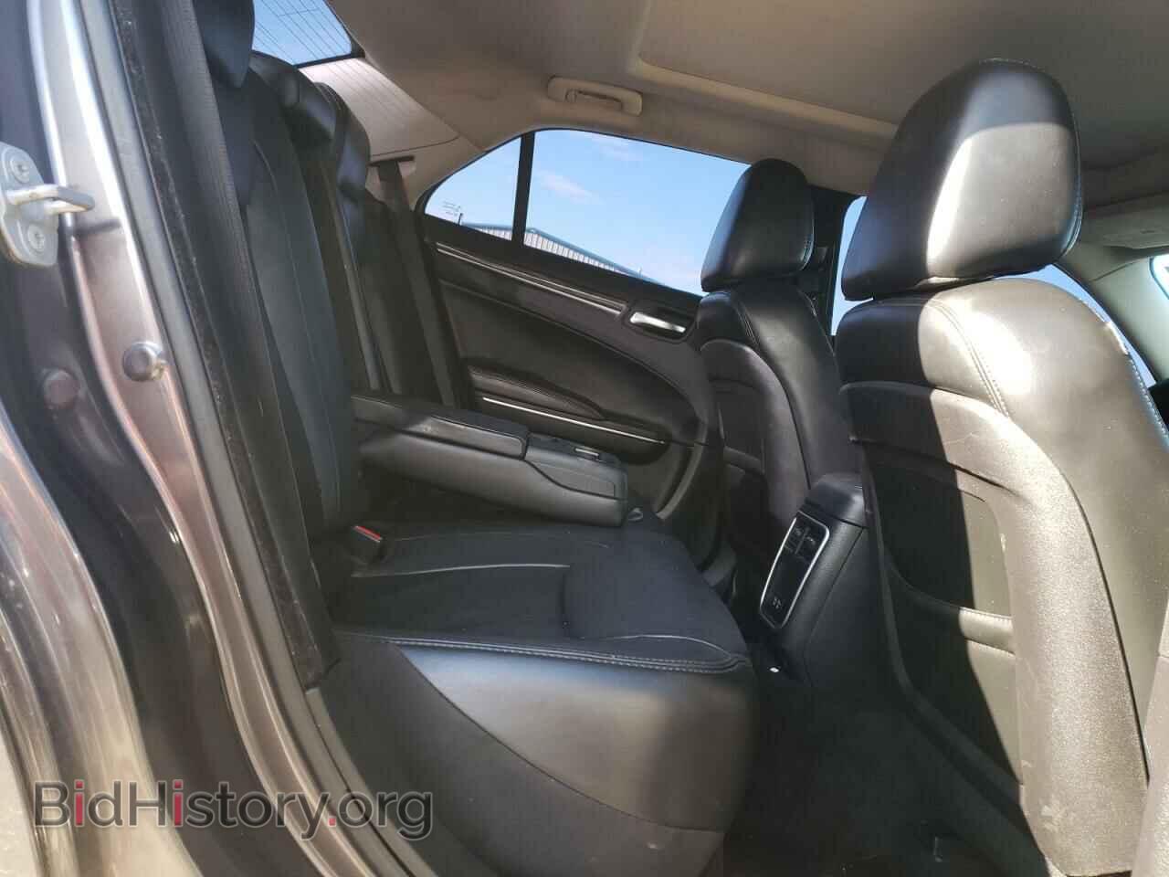 2017 CHRYSLER 300 - VIN: 2C3CCAAG1HH661926 - Фото 10