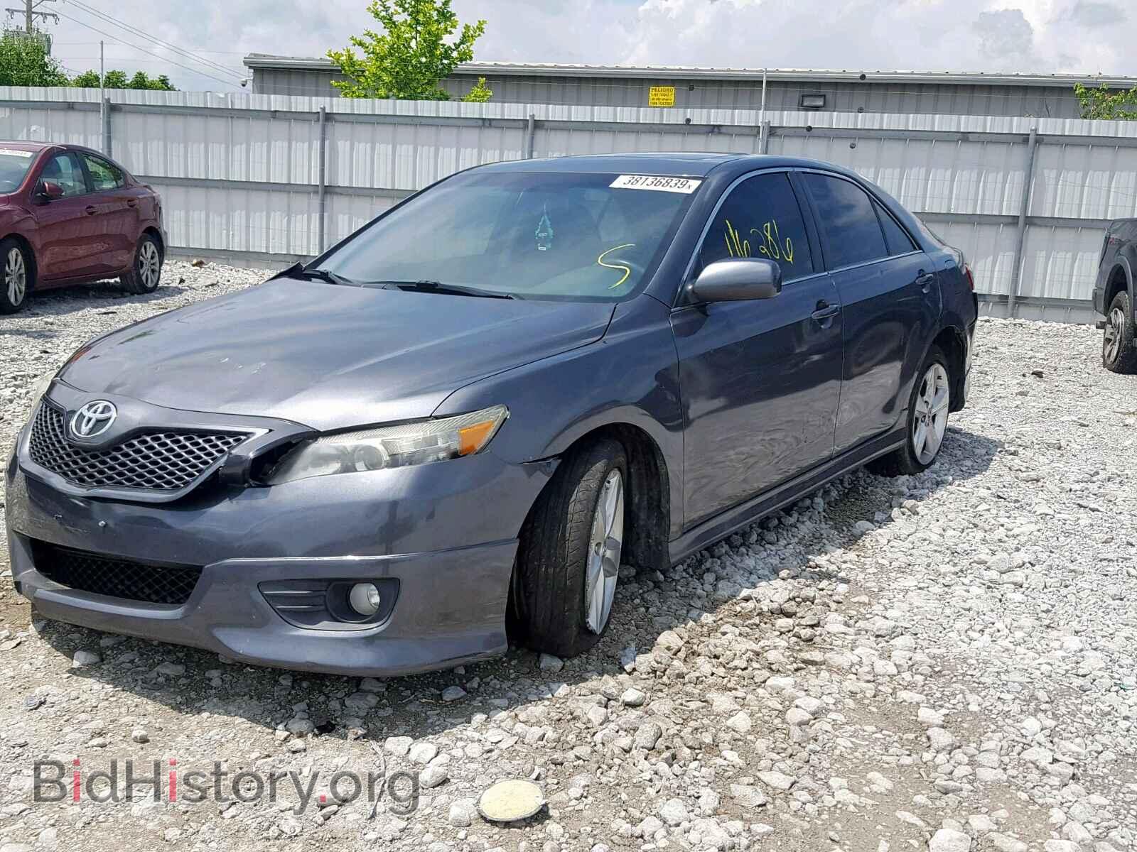 2011 TOYOTA CAMRY BASE - VIN: 4T1BF3EK8BU727770 - Фото 2
