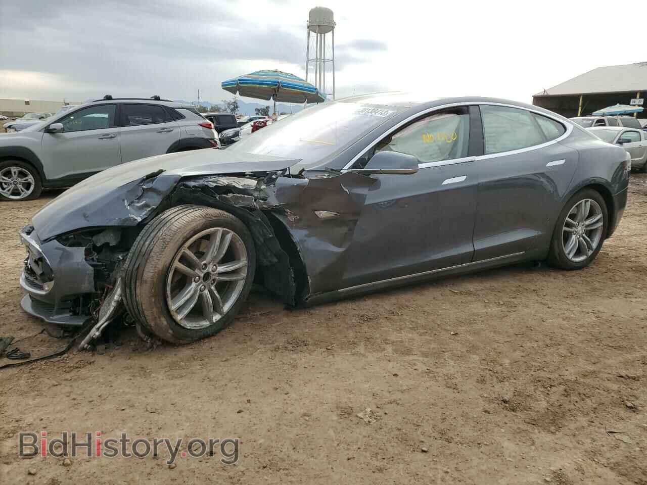 Фотография 5YJSA1AG8DFP13176 - TESLA MODEL S 2013