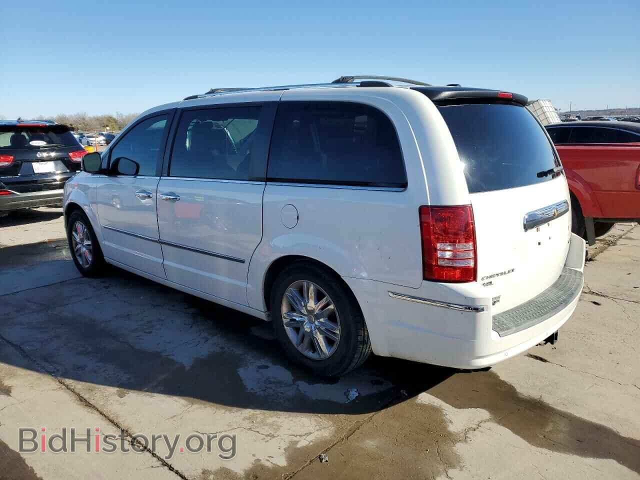 2010 CHRYSLER MINIVAN - VIN: 2A4RR6DX7AR137154 - Фото 2