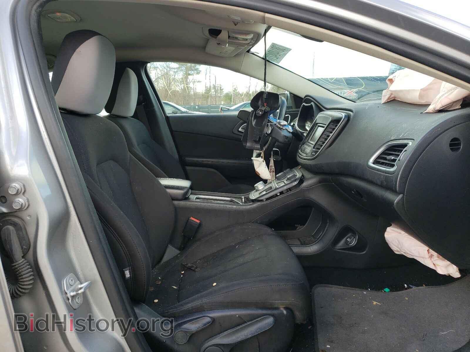 2015 CHRYSLER 200 - VIN: 1C3CCCAB3FN724884 - Photo 5