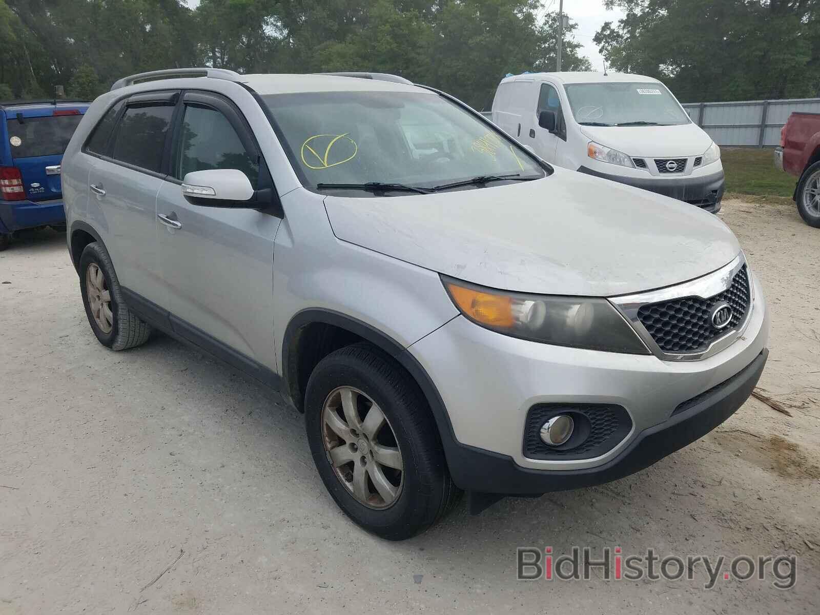 Photo 5XYKT3A13BG020247 - KIA SORENTO 2011