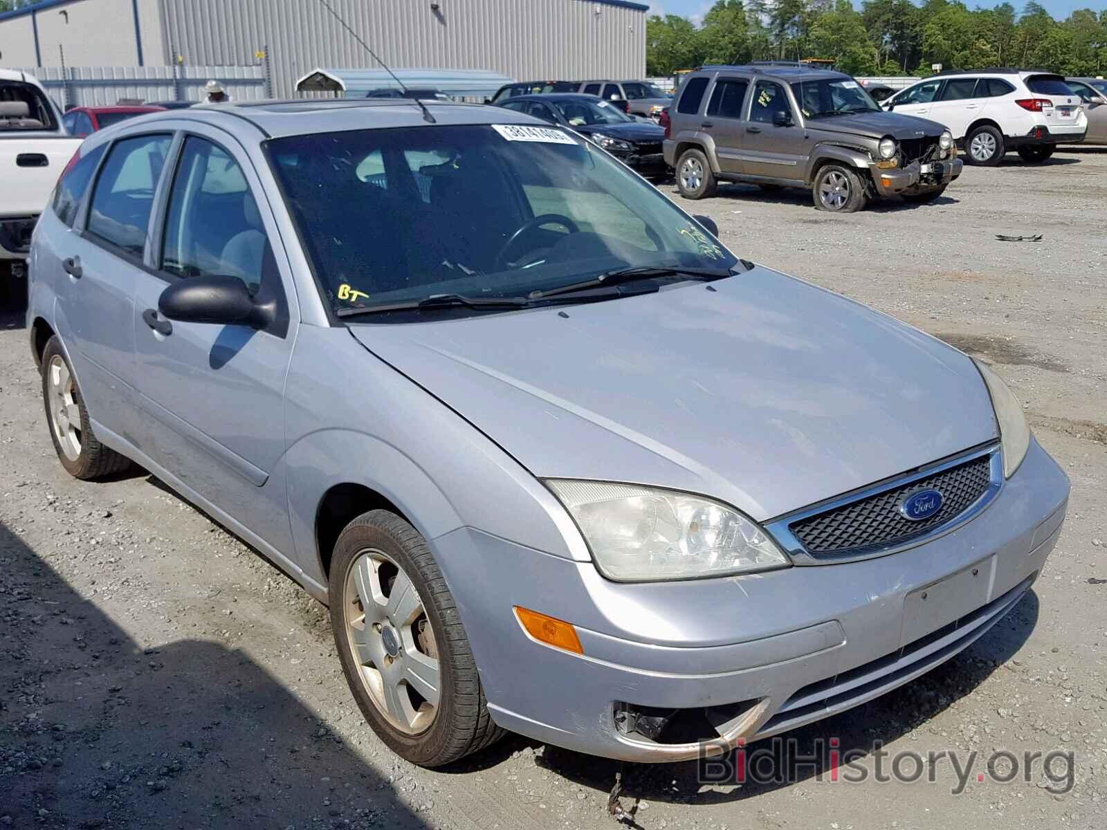 Photo 1FAFP37N77W219785 - FORD FOCUS 2007