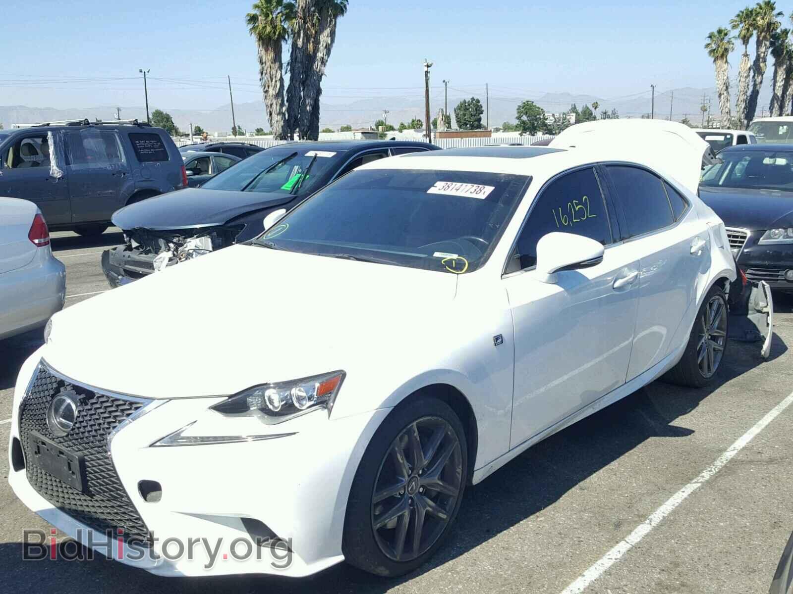 2016 LEXUS IS - VIN: JTHBA1D29G5033100 - Фото 2