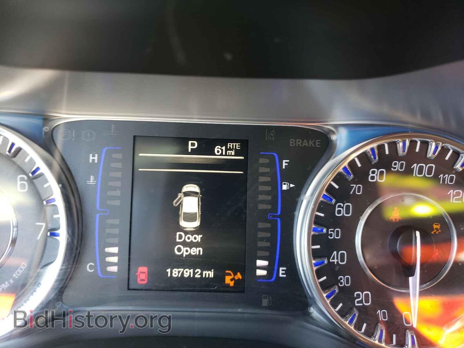 2015 CHRYSLER 200 - VIN: 1C3CCCAB2FN752692 - Фото 8