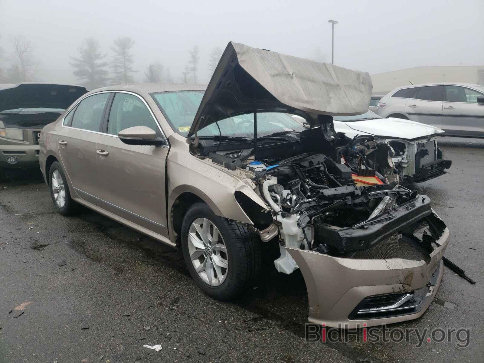 Photo 1VWAT7A33GC030855 - VOLKSWAGEN PASSAT 2016