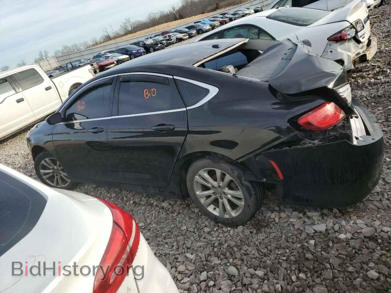 2016 CHRYSLER 200 - VIN: 1C3CCCAB5GN105690 - Фото 2