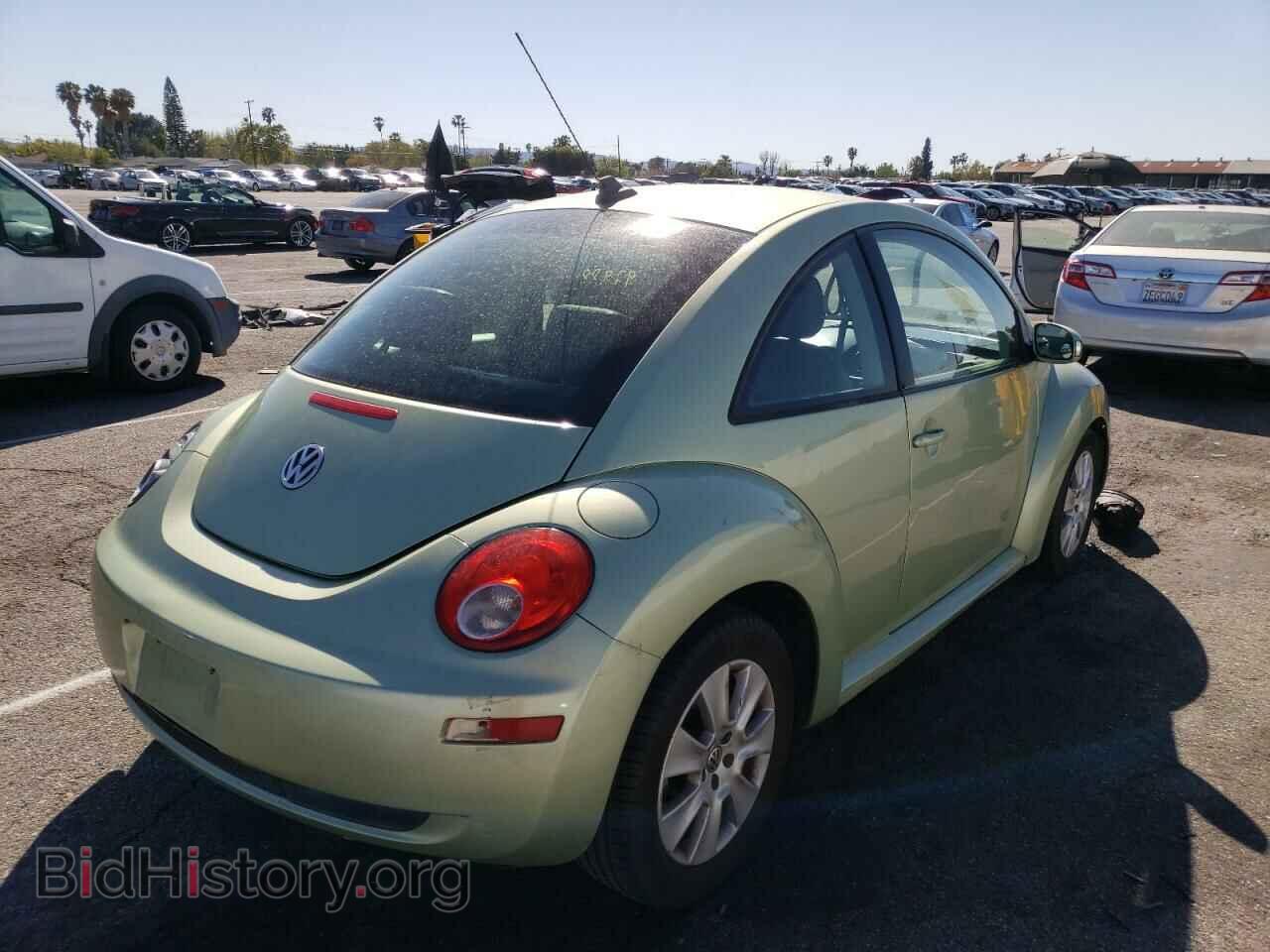 2009 VOLKSWAGEN BEETLE - VIN: 3VWPG31C19M504276 - Фото 4
