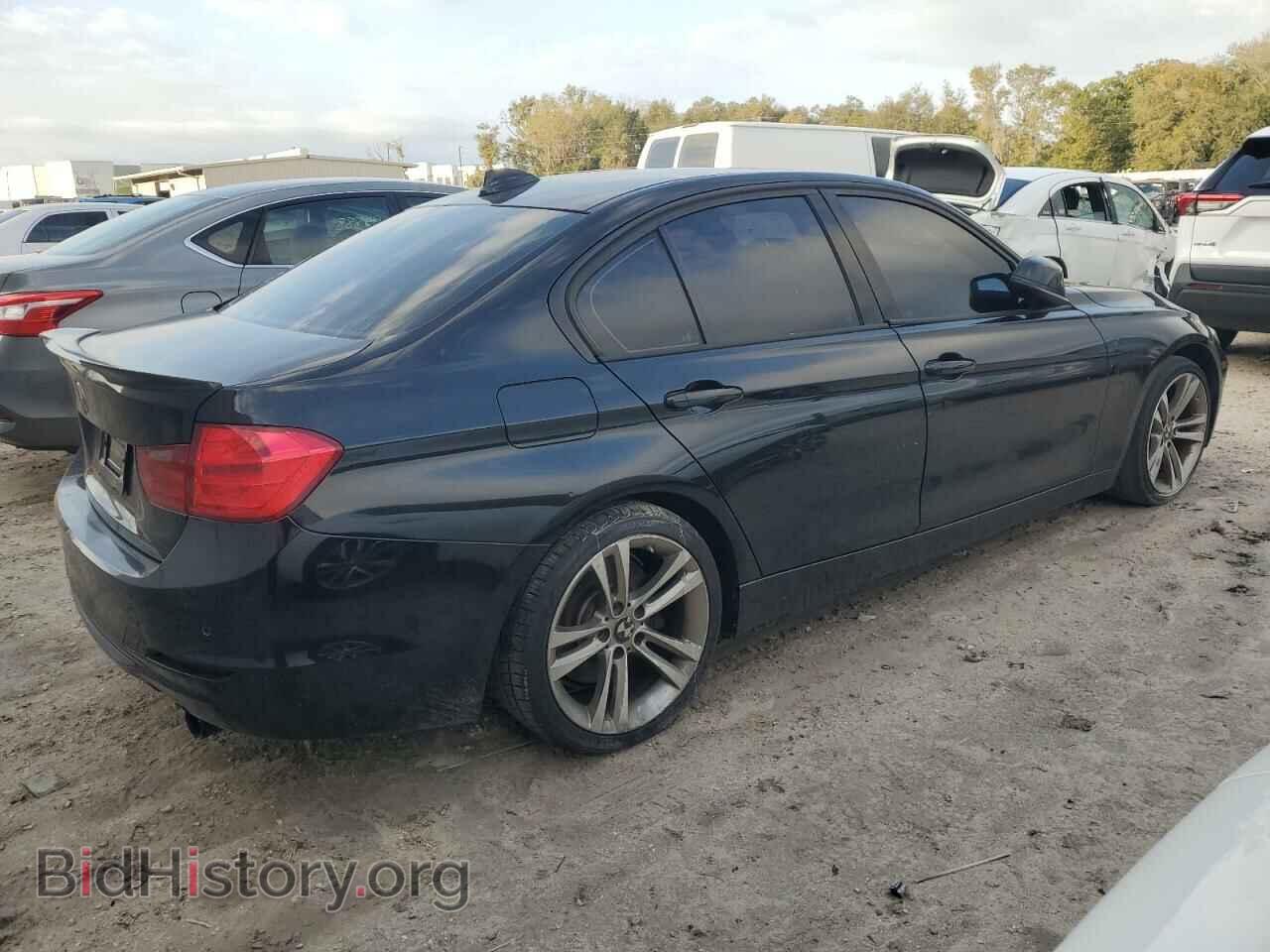 2013 BMW 3 SERIES - VIN: WBA3A9C55DF475570 - Фото 3