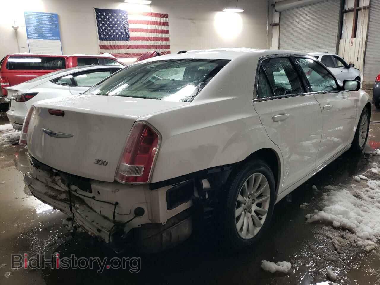 2013 CHRYSLER 300 - VIN: 2C3CCAAG1DH732701 - Фото 3