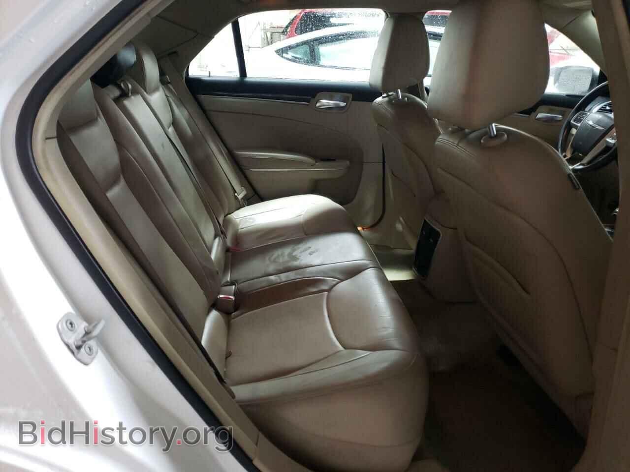 2013 CHRYSLER 300 - VIN: 2C3CCAAG1DH732701 - Фото 10