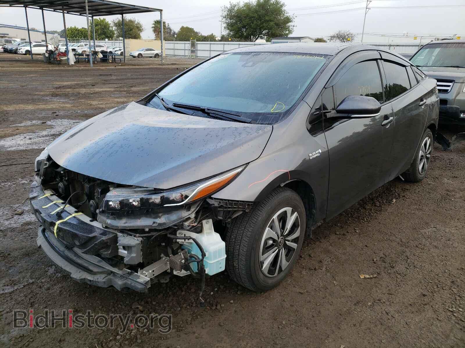 2017 TOYOTA PRIUS - VIN: JTDKARFP5H3056542 - Фото 2