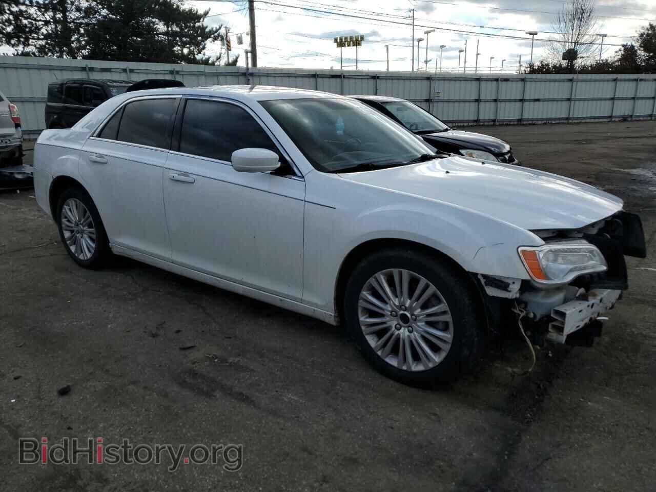 2013 CHRYSLER 300 - VIN: 2C3CCARG7DH527985 - Фото 4
