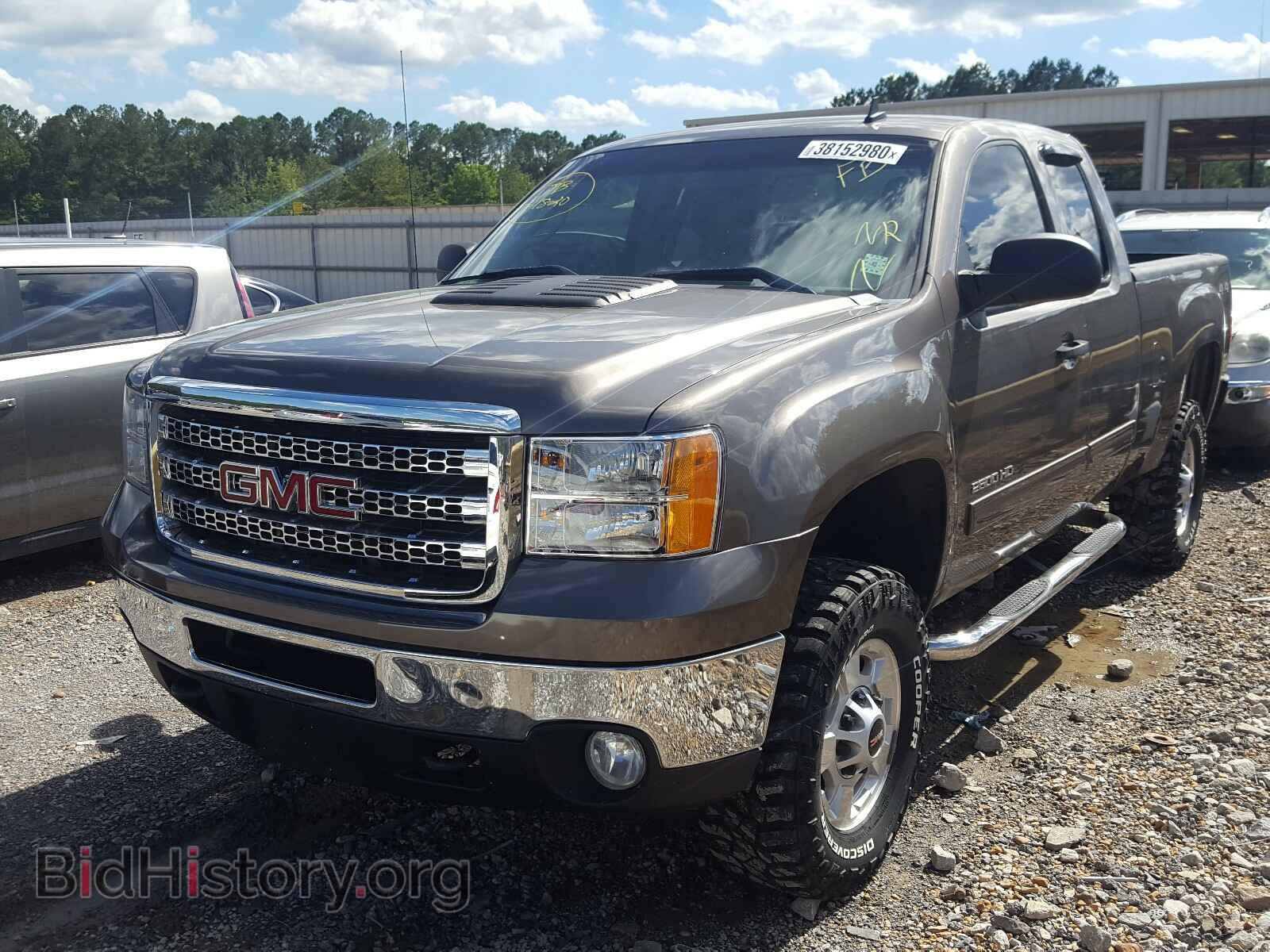 2013 GMC SIERRA - VIN: 1GT220E8XDZ296258 - Фото 2