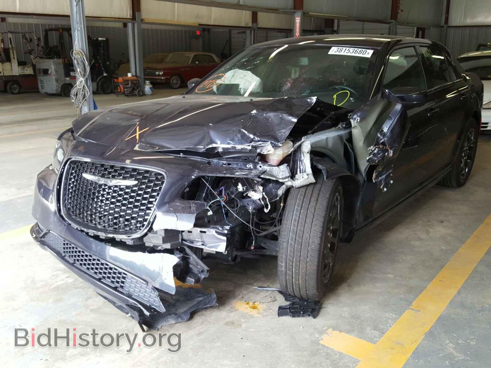 2019 CHRYSLER 300 - VIN: 2C3CCAGG0KH536866 - Фото 2