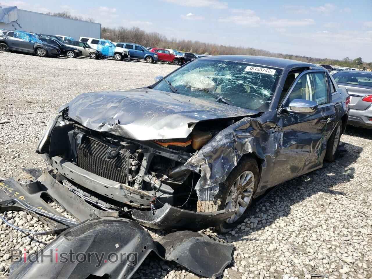 2012 CHRYSLER 300 - VIN: 2C3CCAAG4CH201958 - Photo 2