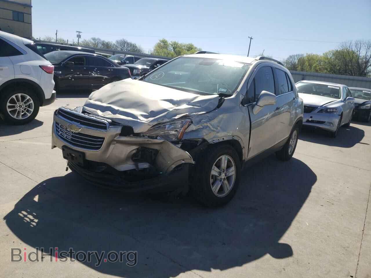 2016 CHEVROLET TRAX - VIN: 3GNCJLSB1GL153744 - Фото 2