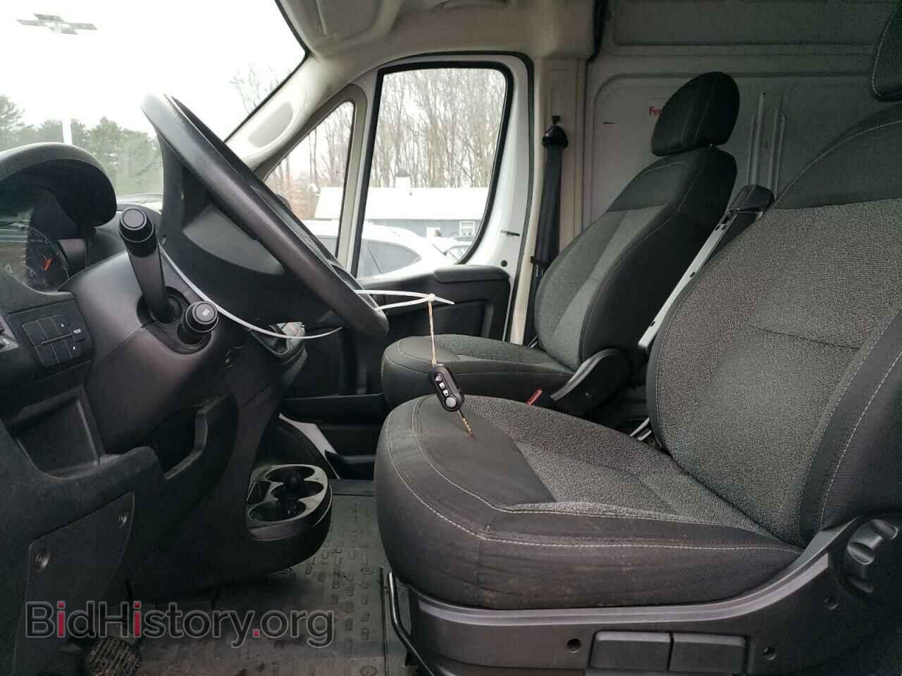 2019 RAM All Models - VIN: 3C6URVJG3KE518430 - Фото 7