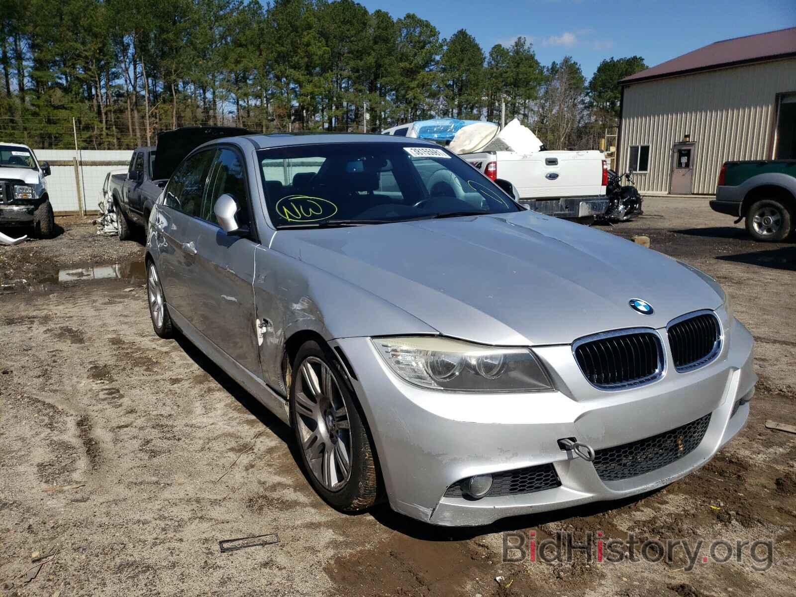 Photo WBAPH7G58ANM49431 - BMW 3 SERIES 2010