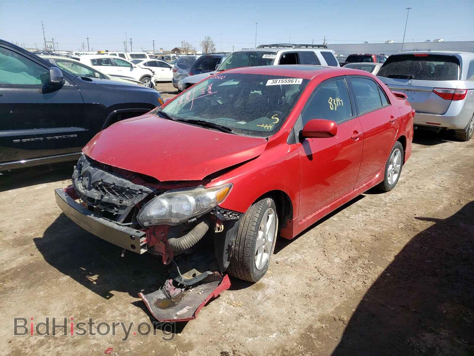 2011 TOYOTA COROLLA - VIN: 2T1BU4EEXBC744190 - Фото 2