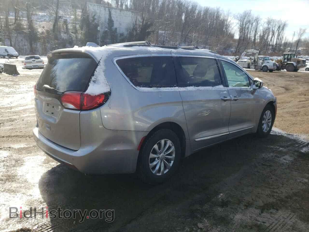 2017 CHRYSLER PACIFICA - VIN: 2C4RC1BG2HR756980 - Photo 3