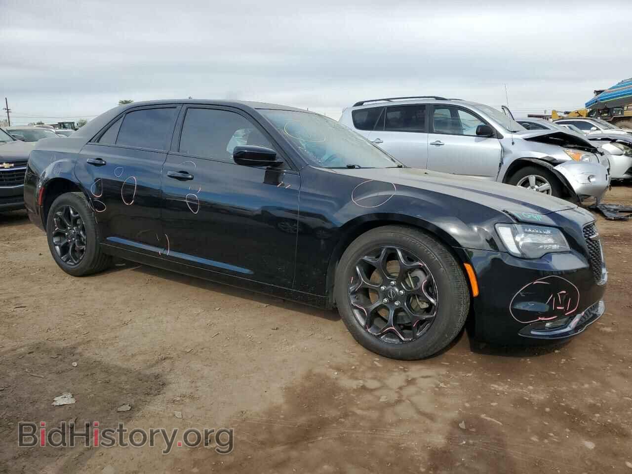 2019 CHRYSLER 300 - VIN: 2C3CCAGG4KH648439 - Фото 4