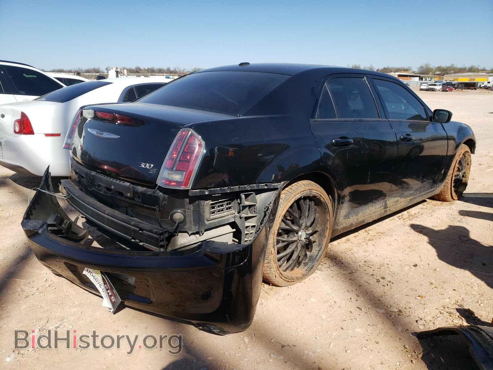 2014 CHRYSLER 300 - VIN: 2C3CCAGG9EH273779 - Фото 4