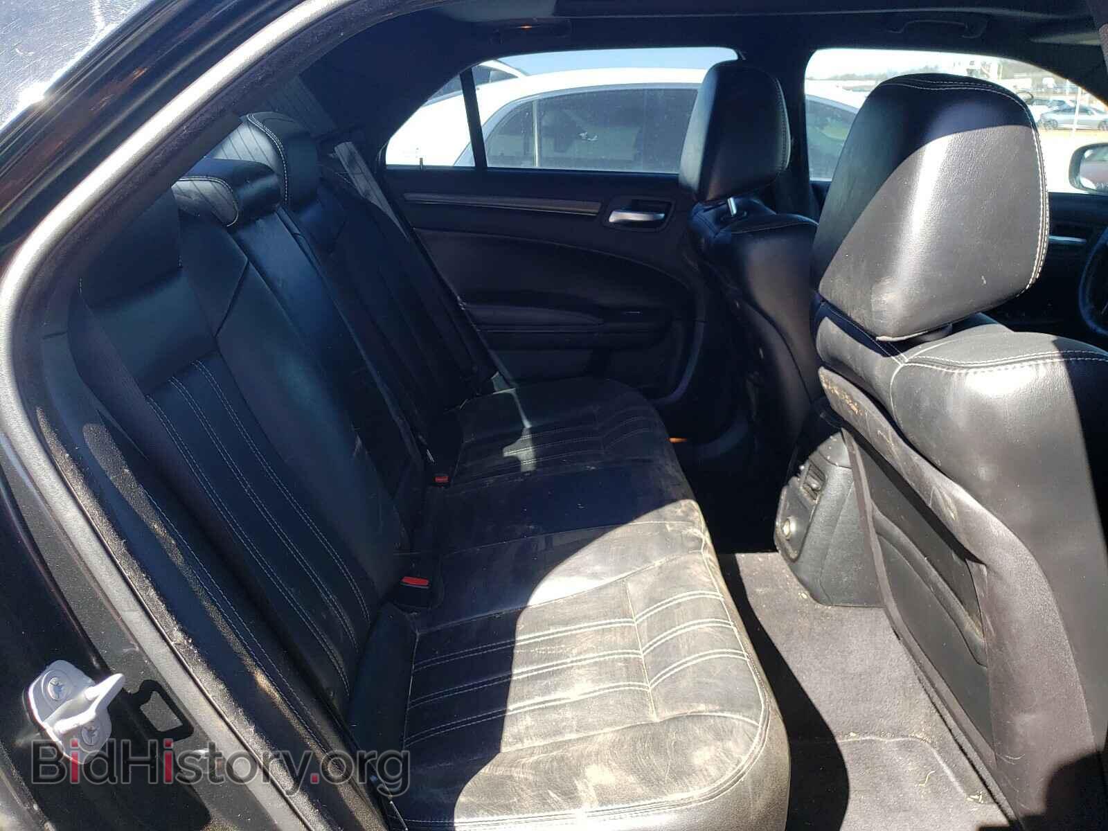2014 CHRYSLER 300 - VIN: 2C3CCAGG9EH273779 - Фото 6