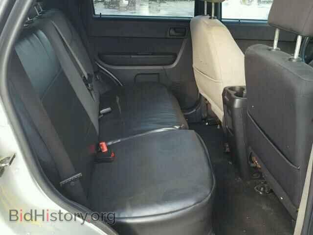 2011 FORD ESCAPE - VIN: 1FMCU9D77BKB14738 - Фото 6