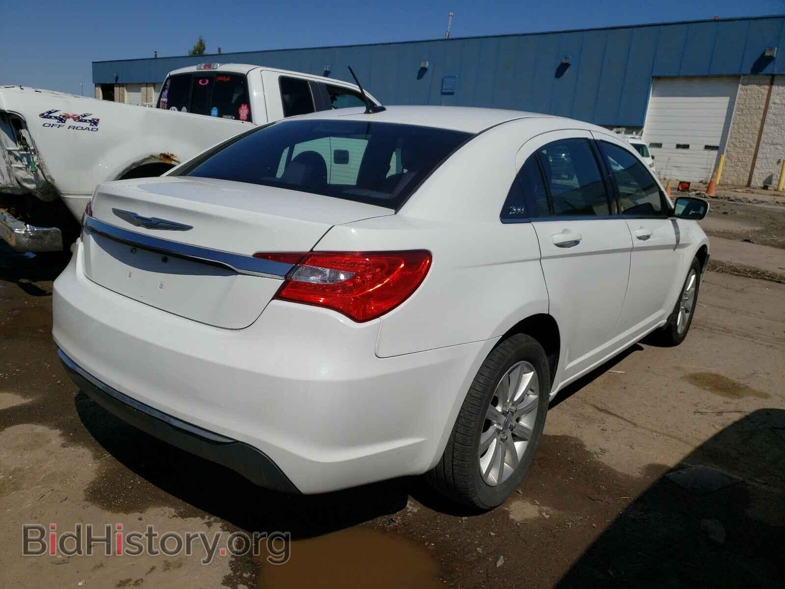 2012 CHRYSLER 200 - VIN: 1C3CCBAB1CN218296 - Фото 4