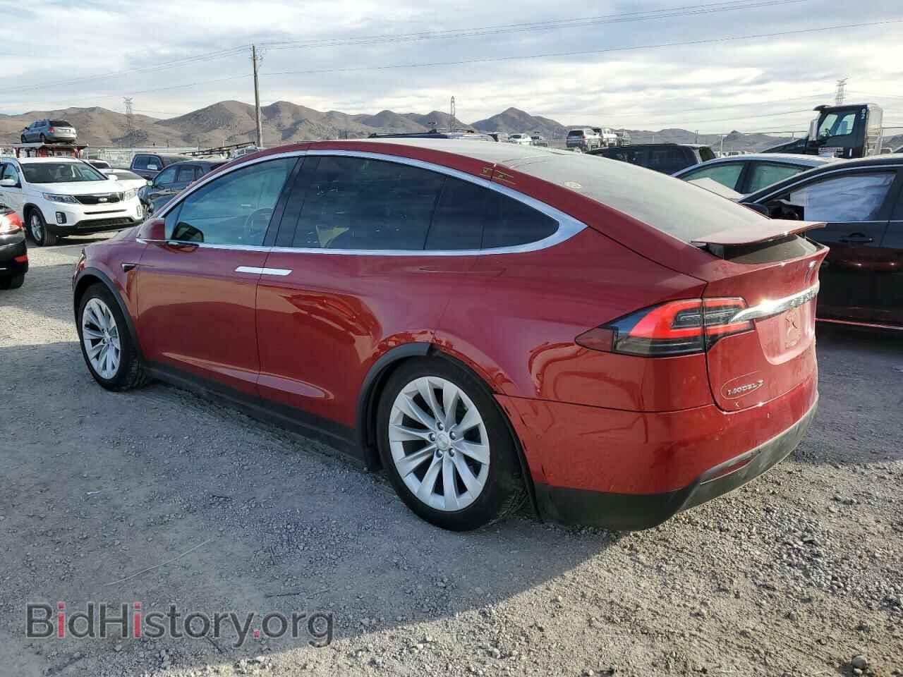 2018 TESLA MODEL X - VIN: 5YJXCAE28JF112201 - Photo 2