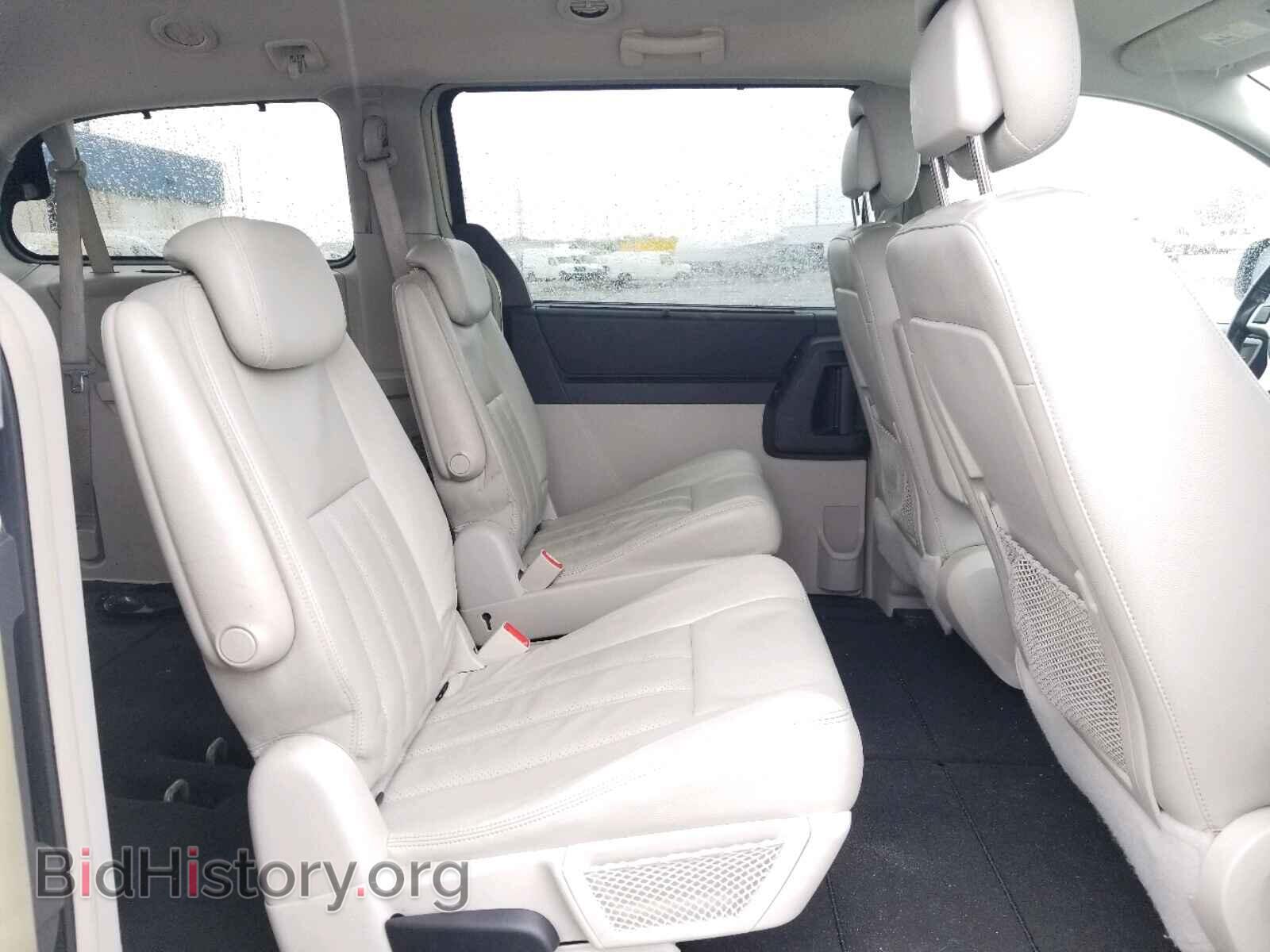 2010 CHRYSLER MINIVAN - VIN: 2A4RR8D14AR415144 - Фото 6