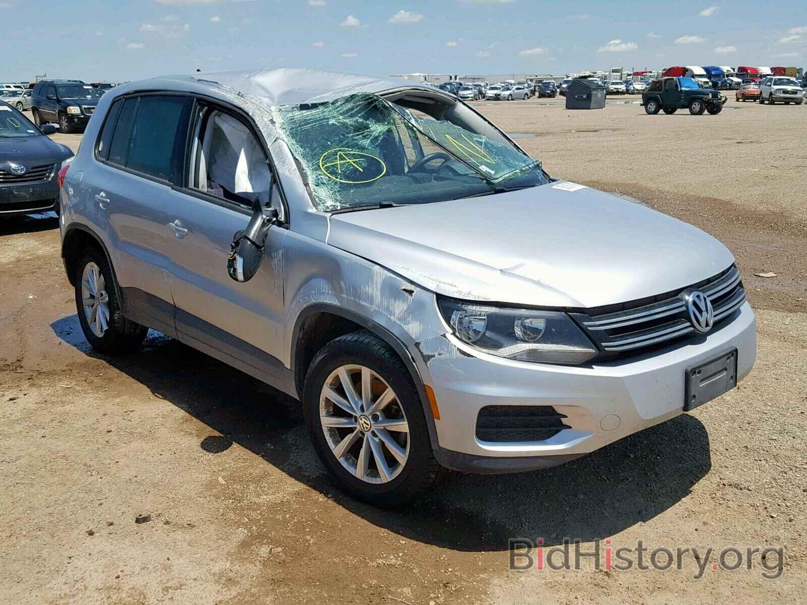 Фотография WVGAV3AX4EW547467 - VOLKSWAGEN TIGUAN S 2014