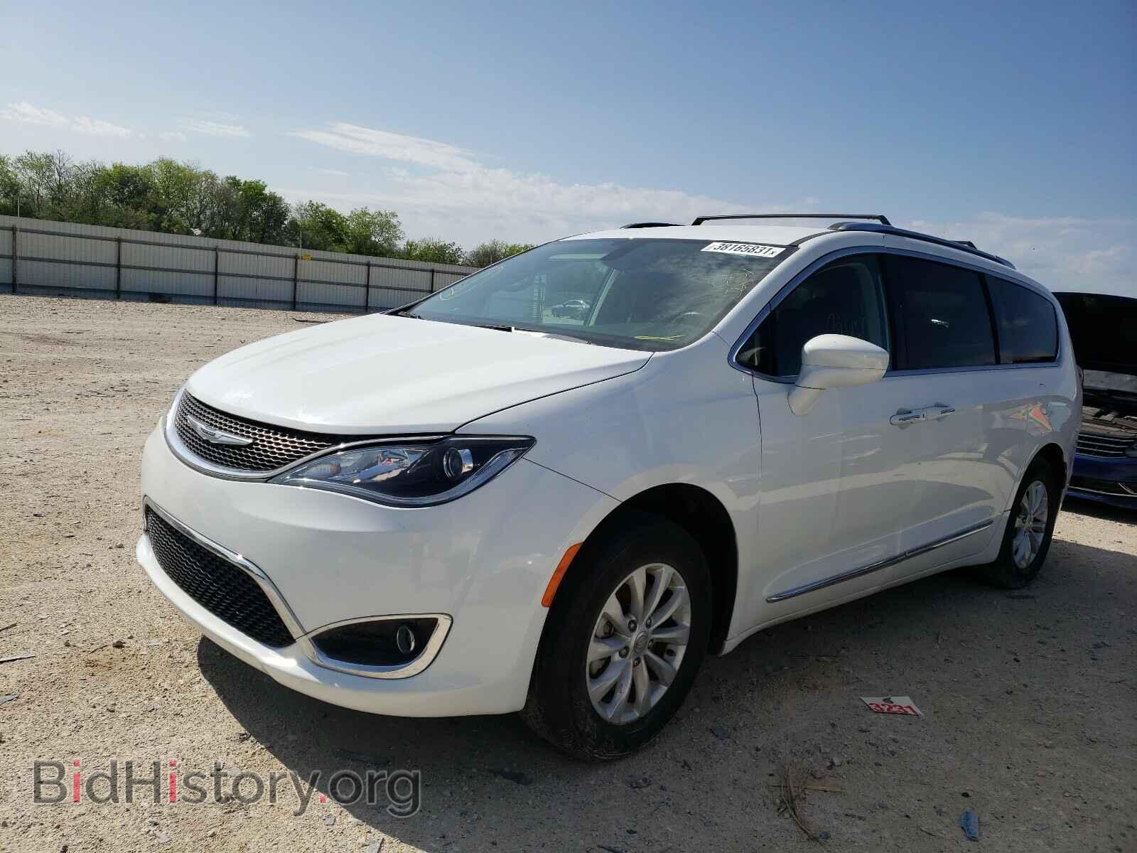 2019 CHRYSLER PACIFICA - VIN: 2C4RC1BG3KR651565 - Фото 2