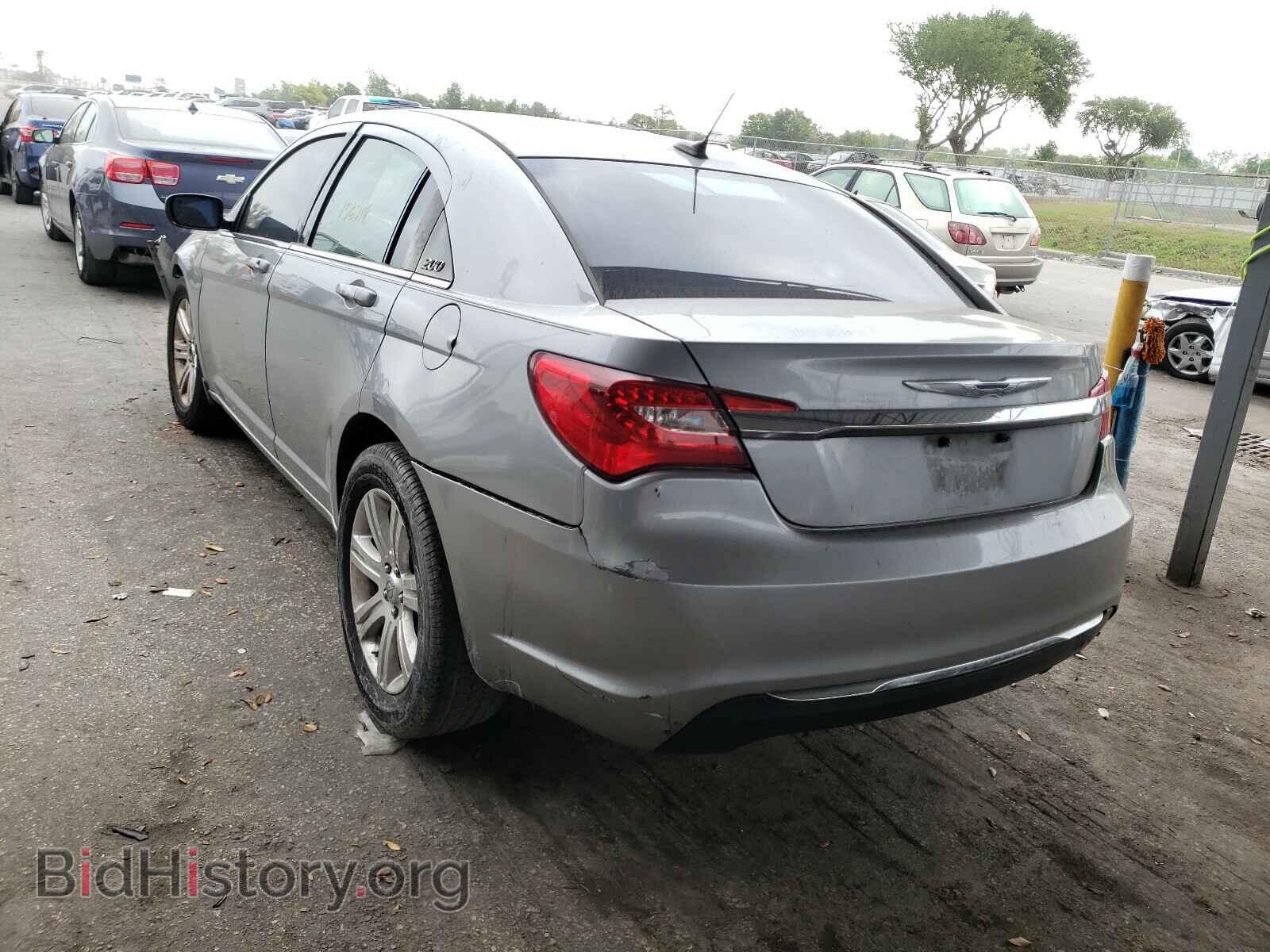 2013 CHRYSLER 200 - VIN: 1C3CCBBB0DN765477 - Фото 2