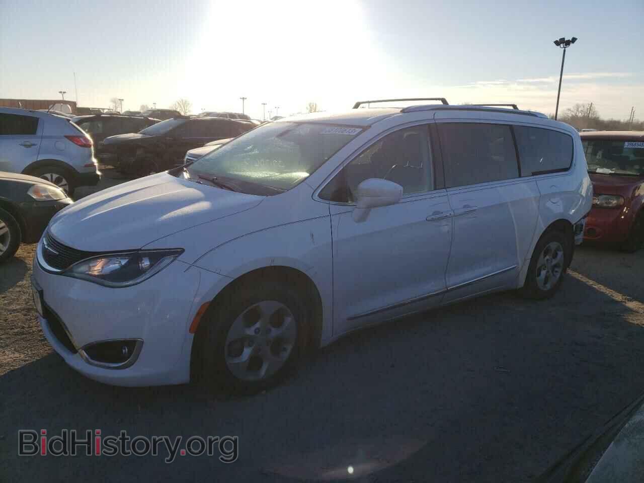 Фотография 2C4RC1EG4HR752828 - CHRYSLER PACIFICA 2017