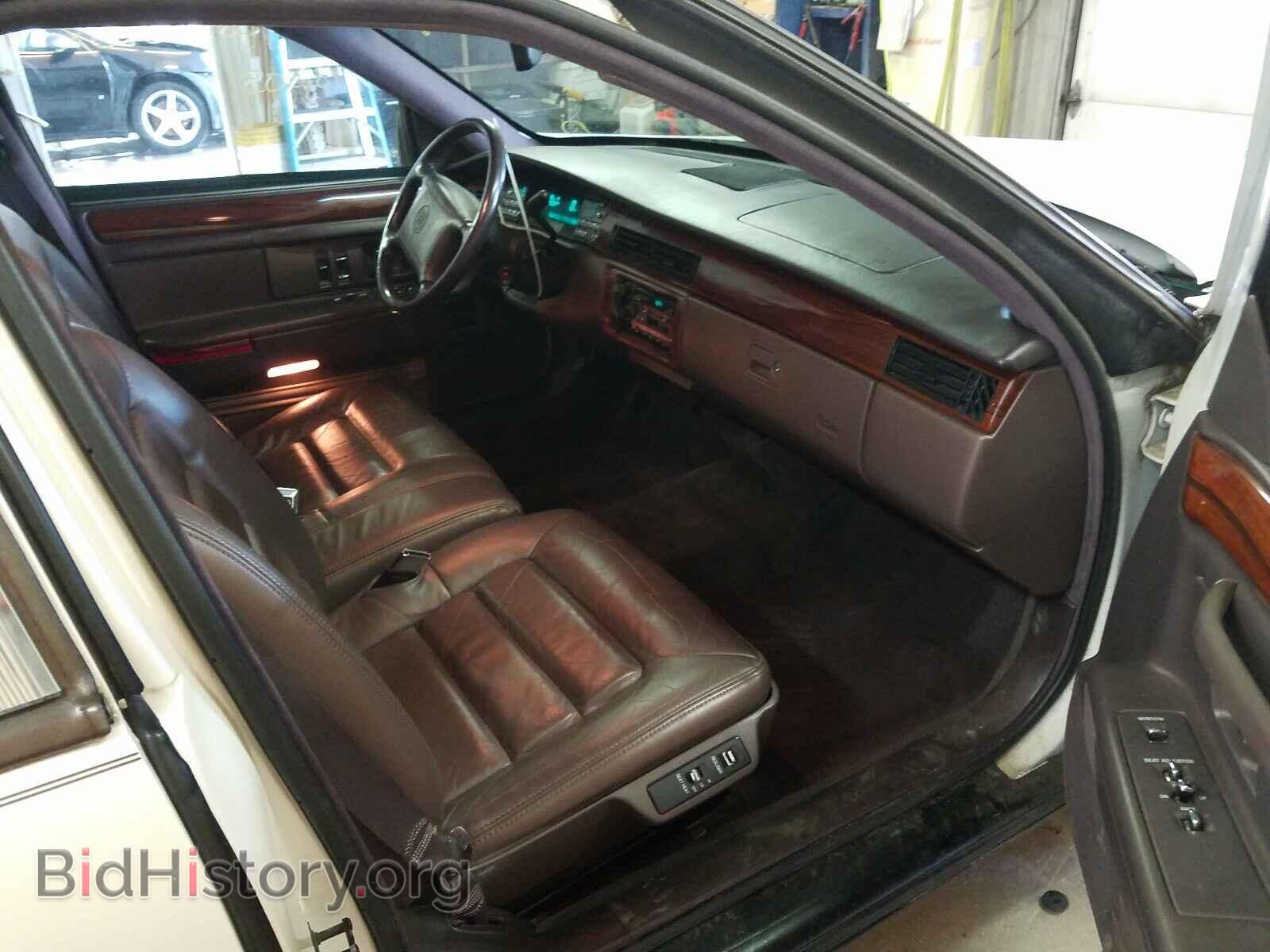 1994 CADILLAC DEVILLE - VIN: 1G6KD52B0RU246855 - Фото 5